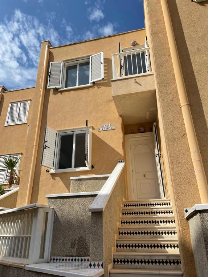 Casa Alexandra - Cosy 2Bedroom Duplex Torrevieja Buitenkant foto