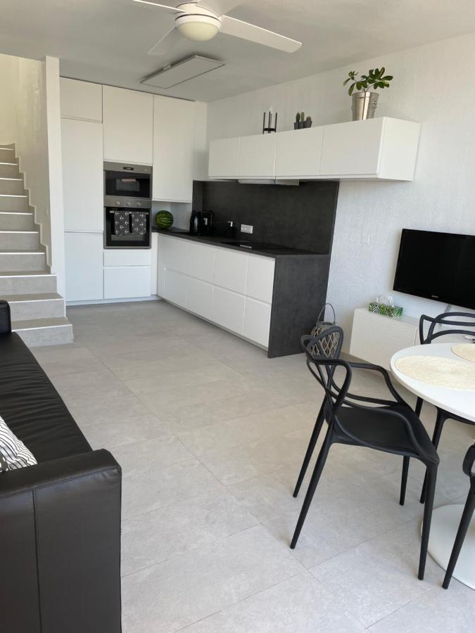 Casa Alexandra - Cosy 2Bedroom Duplex Torrevieja Buitenkant foto